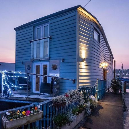 Houseboat Harbourside View Bed & Breakfast Newport  Exterior foto